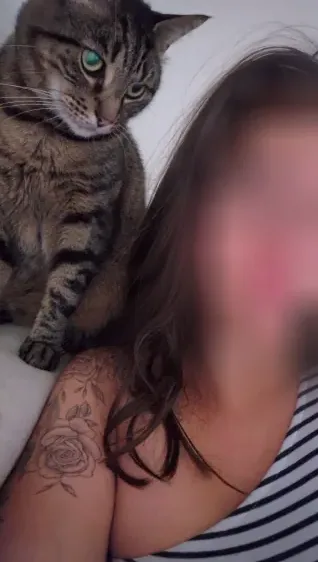 Asta, 28