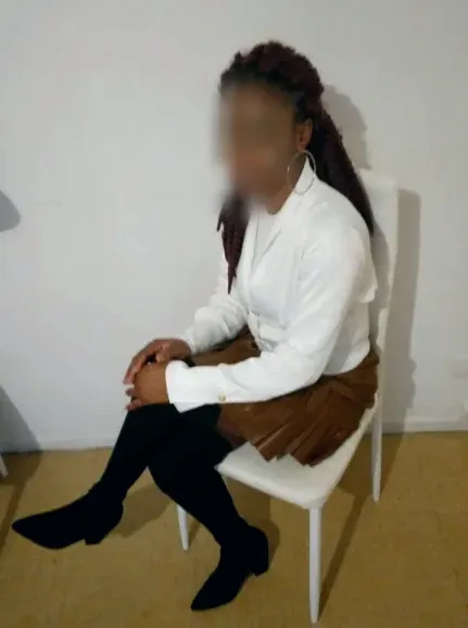 Astrid, 32