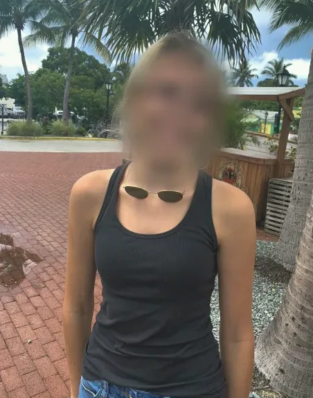 Aya, 20