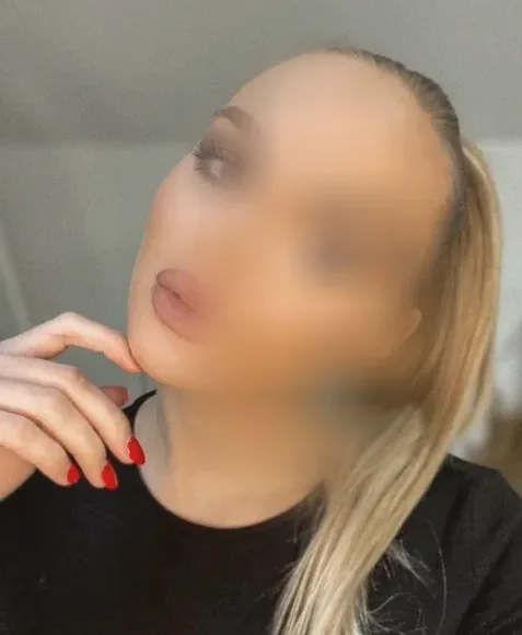 Bianca, 31