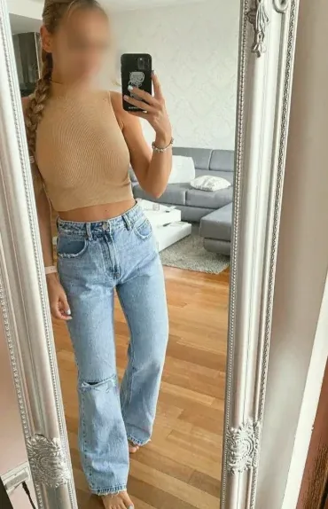 Lea, 31
