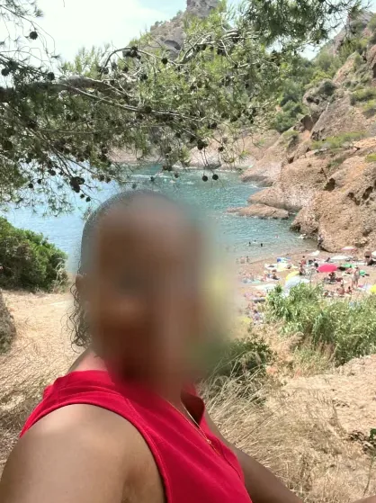 Lea, 33