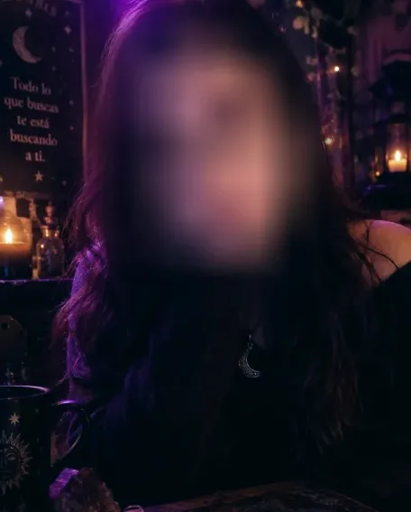 Maiken, 33