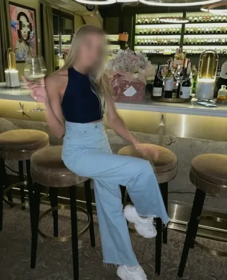 Maria, 34