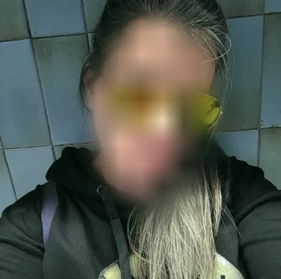 Sara, 39
