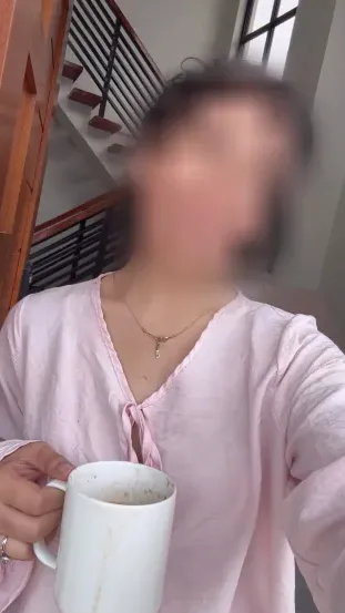 Tina, 30